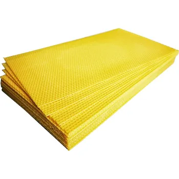 Voskové mezistěny Vašek pro polorámky 42 x 17 cm 1 kg Voskové mezistěny Vašek pro polorámky 42 x 17 cm 1 kg