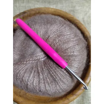 Jehlice Háček na háčkování se silikonovou rukojetí vel. 4,5 mm