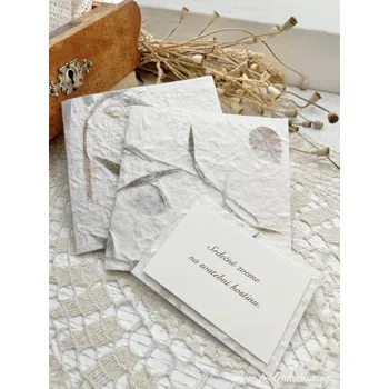 Svatební dekorace Pod Rukama Svatební pozvánka s ručním papírem Barevnost: 2. traviny