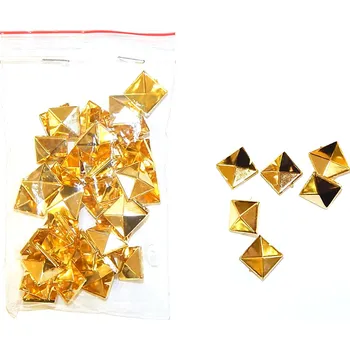 Cvoček na textil, pyramida, 15 x 15 mm, zlatá barva, 1ks