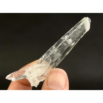 Přírodní kámen Laser krystal surový 16g (Brazílie)