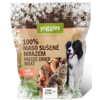 Pamlsek pro psa Yoggies Mrazem sušený losos 85 g