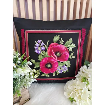 Povlak na dekorativní polštářek Povlak na polštář 40x40 - vlčí máky na černé