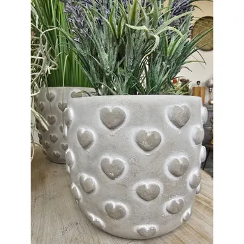 Květináč Šedý antik cementový obal na květináč se 3D srdíčky Conc Heart M - Ø 14*12cm