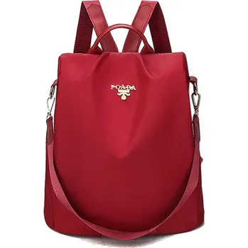 Kabelka Dámský batoh s přídatným uchem a zlatým logem Barva: červená 6