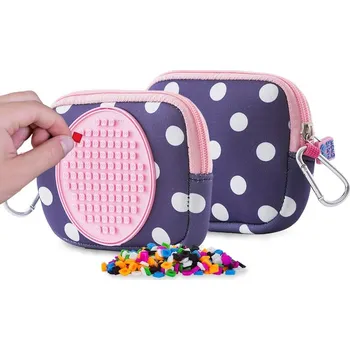 Penál PIXIE CREW univerzální pouzdro MODRÉ S BÍLÝM PUNTÍKEM + Brožurka kreativních nápadů + 50 malých pixelů zdarma