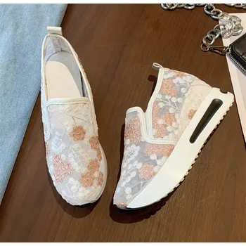 Dámské tenisky Dámské průhledné tenisky na platformě Barva: Růžová, Velikost EUR: 35 - US 5