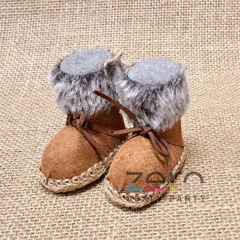 Botičky zimní závěsné 9x8 cm (1 pár) - barevné