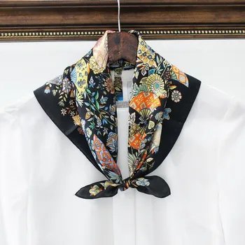 Šátek Malý šátek z hedvábí- Vějíře a květiny