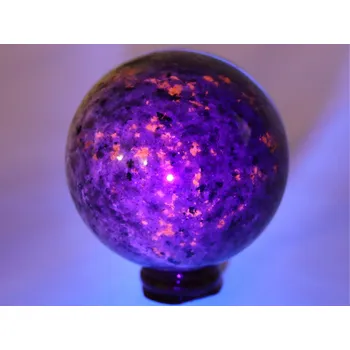 Drahý kámen Magieprirody.cz Koule Yooperlite 655 g - 78 mm + dřevěný podstavec #A19