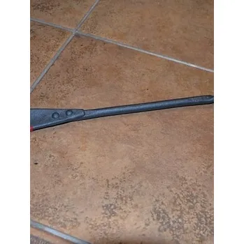 Pomůcka pro obuv a oblečení Kovaná lžíce na boty 6