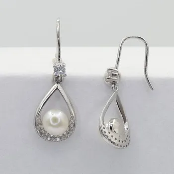 Náušnice Stříbrné náušnice na puzetu