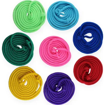 Gymnastické švihadlo MASTER 2,8 metru