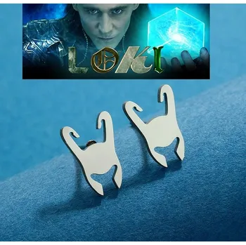 Seriál ocelové náušnice Avengers helma Loki stříbrná