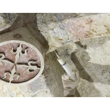 Stavební pojivo TECNO EDILE TOSCANA Ledan TB1 - injektážní malta pro zpevnění omítek, štuku a sgrafit Velikost balení: 4 kg