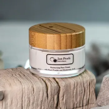 Pleťový krém Hydratační pleťový krém s perlovým práškem a kyselinou hyaluronovou SPF 15 Feel Pearls 15ml