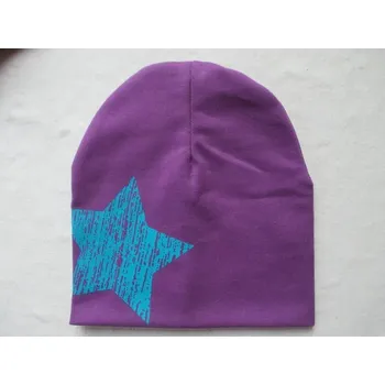 Čepice Zimní dětská čepice s motivem hvězdy - 2