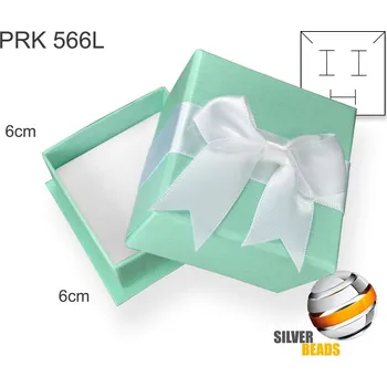 Dárková krabička Krabička na šperky. Materiál papír+mašle . Ozn. PRK 566L. Velikost 6x6cm. Barva MENTOLOVÁ s mašlí (bílá barva).