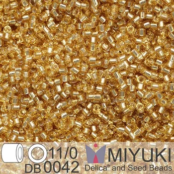 Korálek Korálky Miyuki Delica 11/0. Barva S/L Gold (průhledná s zlatým průzahem) DB0042. Balení 5g.