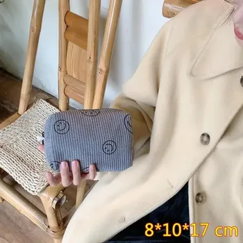 Kosmetická taška Cestovní kosmetická taštička - Šedý úsměv velký