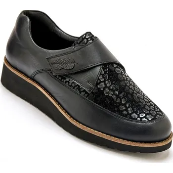 PÉDICONFORT Kožené polobotky na suchý zip černá 39