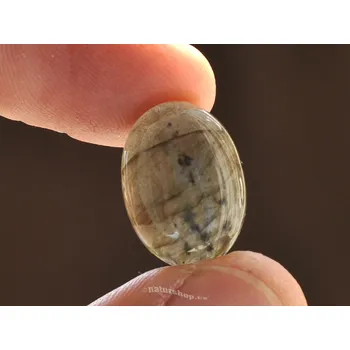 Přírodní kámen Labradorit mugle ovál 2.4g