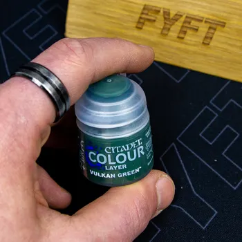 Modelářská barva Citadel Layer: Vulkan Green 12ml - barva na figurky a miniatury