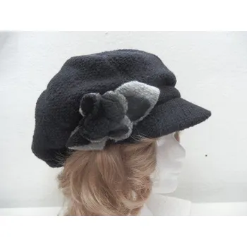 Čepice Dámská zimní bekovka černá (M50)