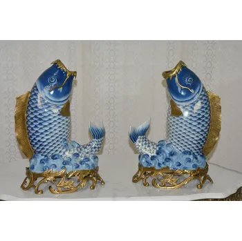 Váza Zámecké vázy - KAPŘI - porcelán + bronz