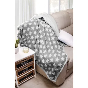 deka B.E.S. - Petrovice, s.r.o. Deka s beránkem Wish dárkové balení - šedá s hvězdičkami Rozměr: 200x230