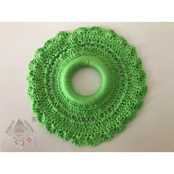 Velikonoční dekorace Dubový skřítek Dečka s otvorem zelená ručně háčkovaná