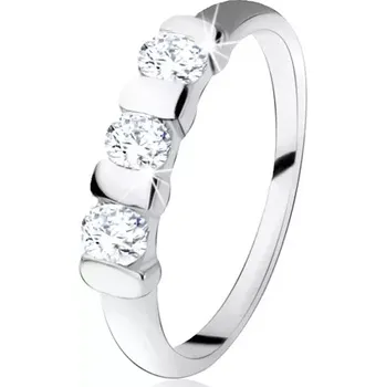 Prsten Stříbrný prsten 925, tři oválné zirkony předělené úzkým páskem - Velikost: 54