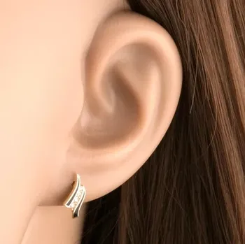 Náušnice Zlaté náušnice 14K s vlnkami a čírymi zirkónmi