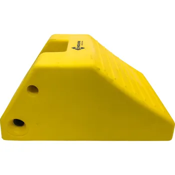 Zajišťovací klín kola Žlutý plastový zakládací klín pod kola MC3012 - délka 56 cm, šířka 38 cm, výška 28 cm - 86215494