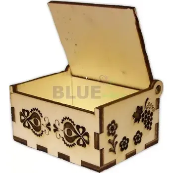 Dřevěná krabička s gravírováním Moravský vzor 01