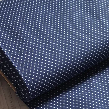 Tmavě modrý puntík bavlna č.74 cena za 1 metr Český výrobce