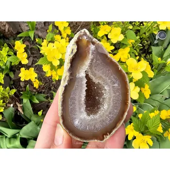 Přírodní kámen Geoda achátová přírodní s dutinou Brazílie 188g