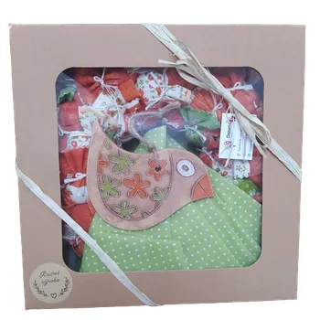 Dárková krabička s levandulovým věncem - malá 03