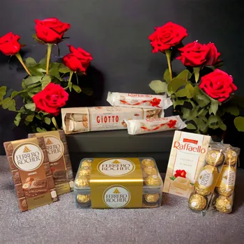 Dárkový potravinový koš Ferrero Mix dárkový balíček s věnováním 980g