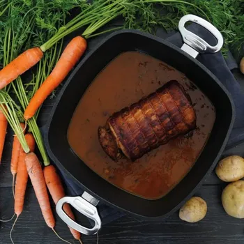 Pečicí pánev pekáč 28x28/10cm+PO skl. BAF 5,4l, GIGANT litina, ind.