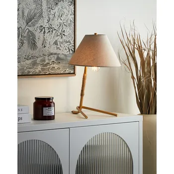 Lampička Stolní lampa Zlatý látkový odstín Železný tyčový rám Jedno světlo Moderní designové doplňky Obývací pokoj Beliani