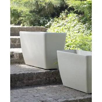 Květináč Sada 2 květináčů béžová kamenná 74 x 32 x 45 cm moderní minimalistický styl dekorace doplňky interiér exteriér Beliani