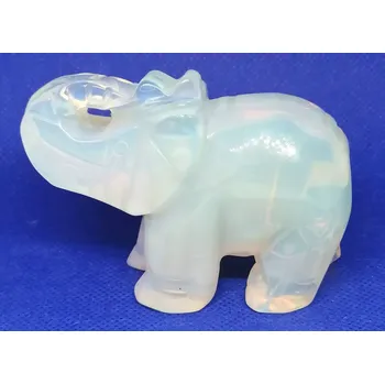 Slon pro štěstí z opalitu 7,5 x 5,5 cm