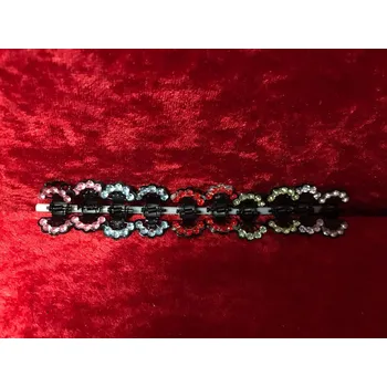 Kovový skřipeček s kamínkama "Mašlička" Barva: zelený