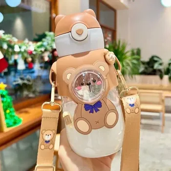 Dětský nerozbitný hrnek s brčkem - A