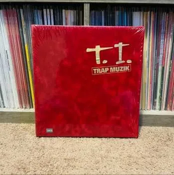 Zahraniční hudba 2LP T.I.: Trap Muzik CLR | DLX | NUM 2019 Numbered Coloured 15th Ann Ed Black & W Red Velvet Slipcase Vinyl Deluxe Edition