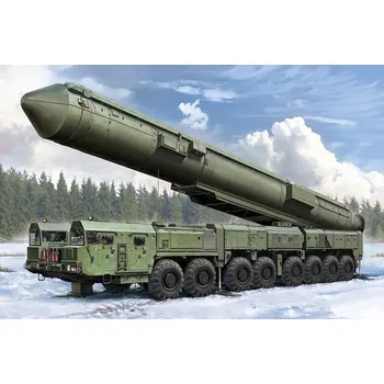 Plastikový model 15U175 TEL of RS-12M1 Topol-M ICBM complex - Hobby Boss 82952