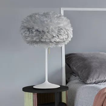 Lampička Střední stolní lampa UMAGE Eos světle šedá/bílá - Výška stínidla 30 cm; Ø podstavce 22 cm; délka kabelu 150 cm světle šedá, bílá 1 x 15 W LED - Doprava zdarma