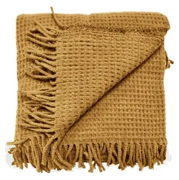 Přehoz na lůžko Hřejivý pléd s třásněmi Selien v karamelové