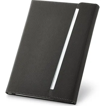 Zápisník A5 černý zápisník v pevné vazbě z PU s magnetickým zavíráním a poutkem na pero